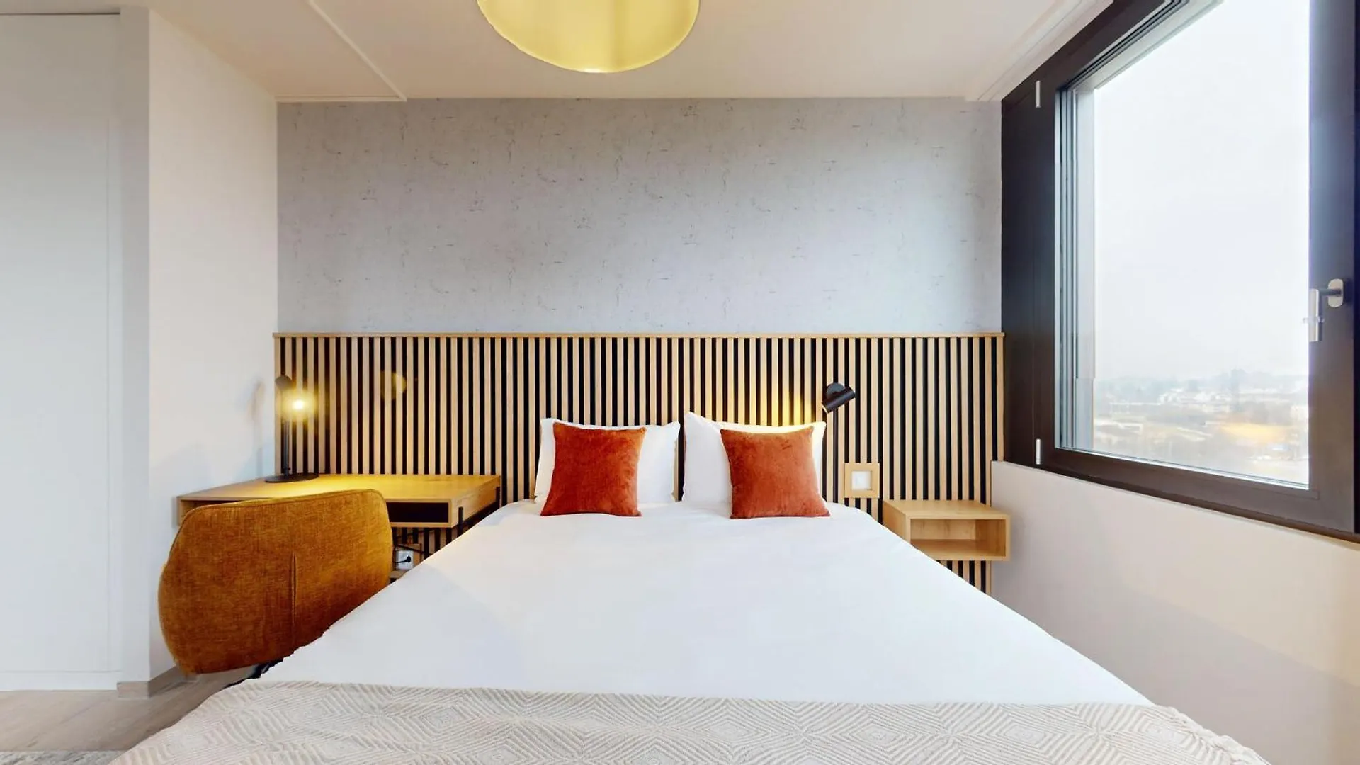 Apartament Nonanteneuf Appart Hotel Geneve Etang - Airport - Contactless Check-In
